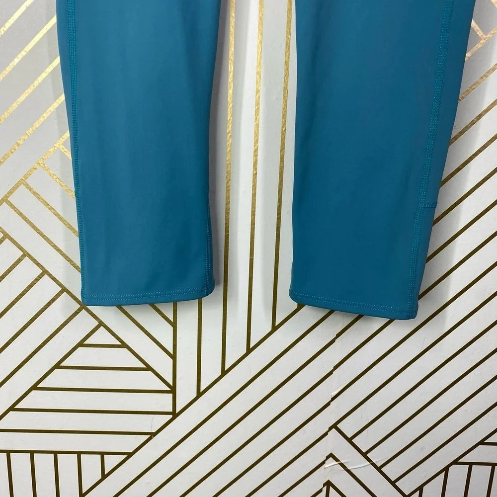 Free People Movement Mid-Rise Get Shorty Leggings‎ - Picture 5 of 12